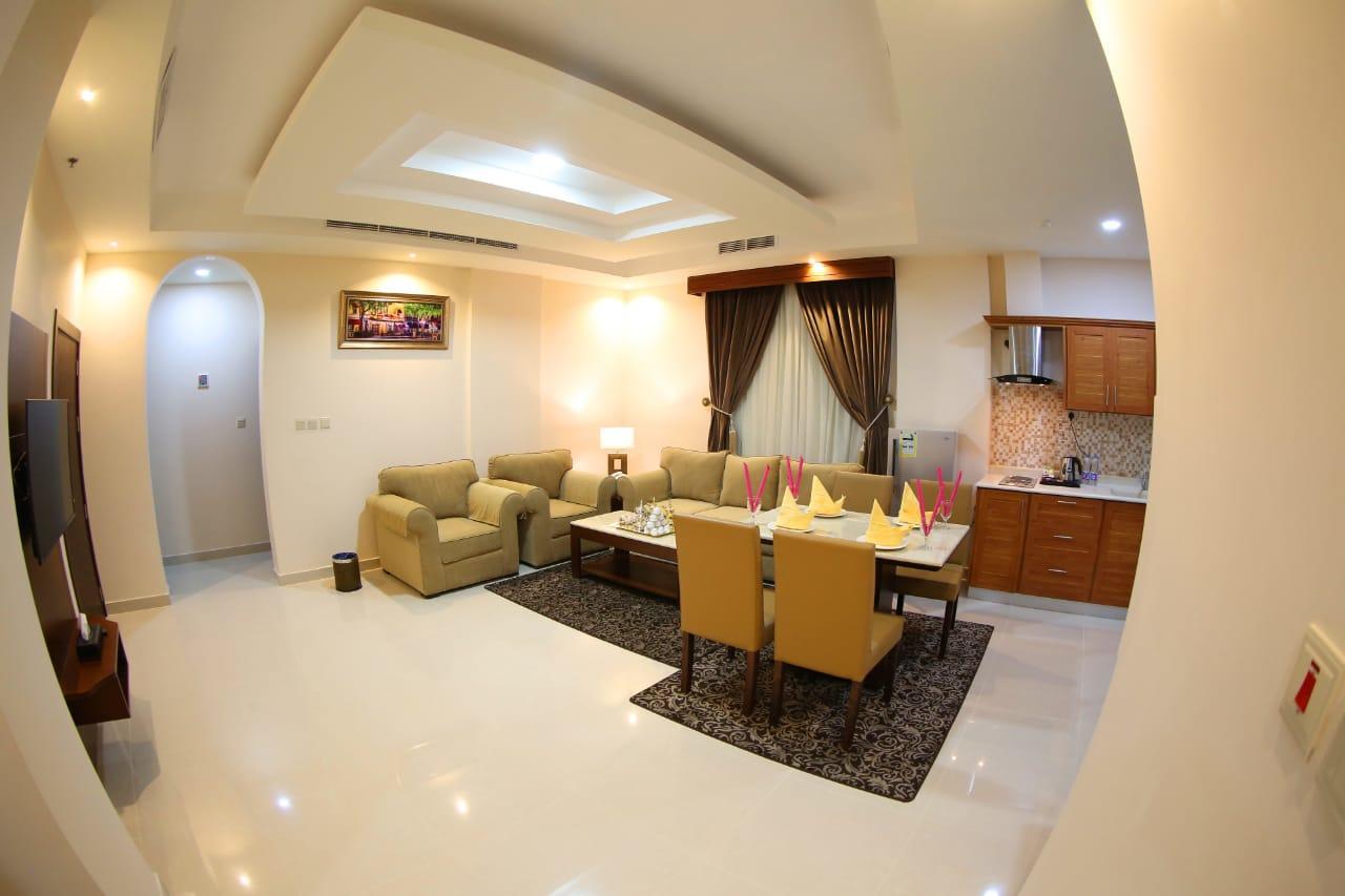 Sas Al Olaya Hotel Suites 알크호바르 외부 사진
